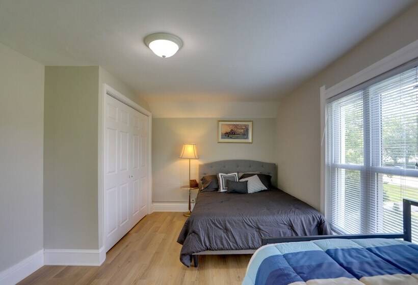 Welcoming Port Clinton Vacation Rental!