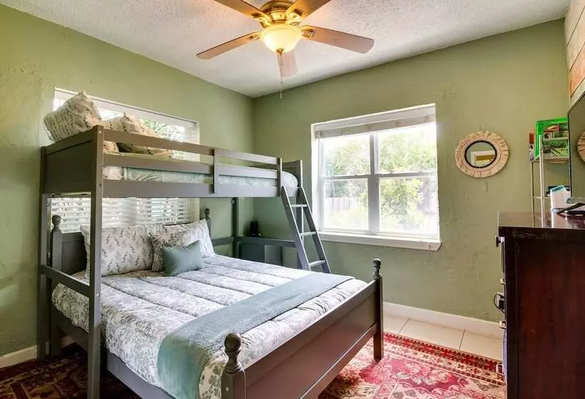 Fire Pit & Grill At Pet Friendly Port Isabel Home!