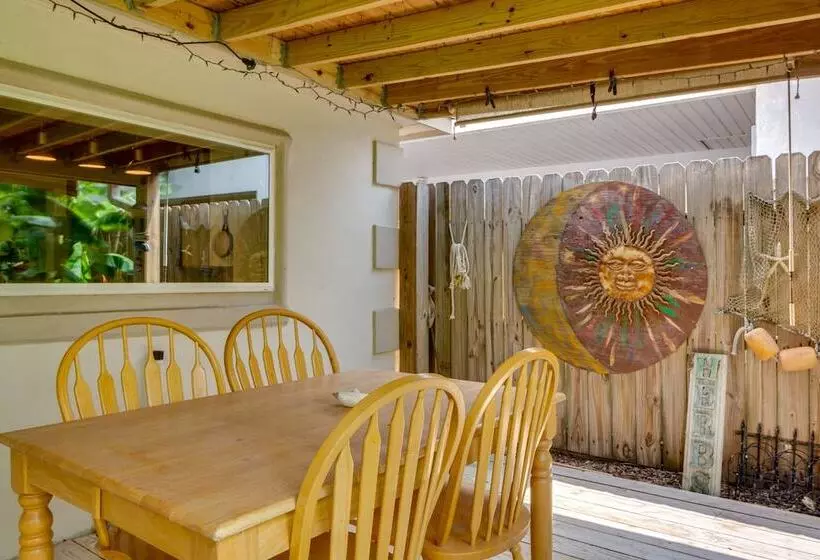 Fire Pit & Grill At Pet Friendly Port Isabel Home!