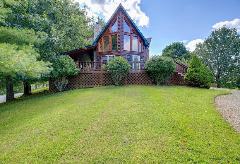 Piney Creek Cabin W/ Deck, Grill & Mountain Views!