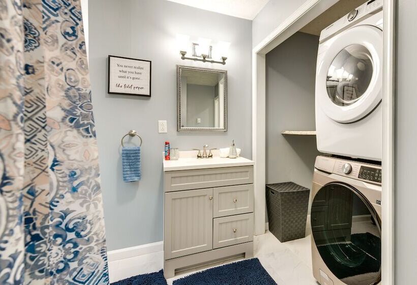 Poconos Vacation Rental W/ Pool & Beach Access!