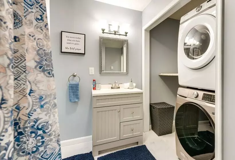 Poconos Vacation Rental W/ Pool & Beach Access!