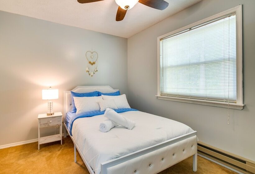 Poconos Vacation Rental W/ Pool & Beach Access!