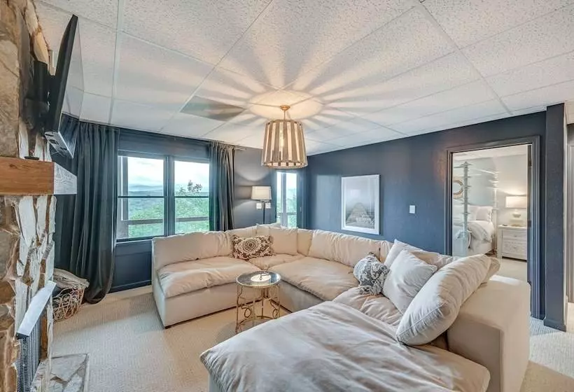 Relaxing Salem House With Boat Slip & Mtn Views!