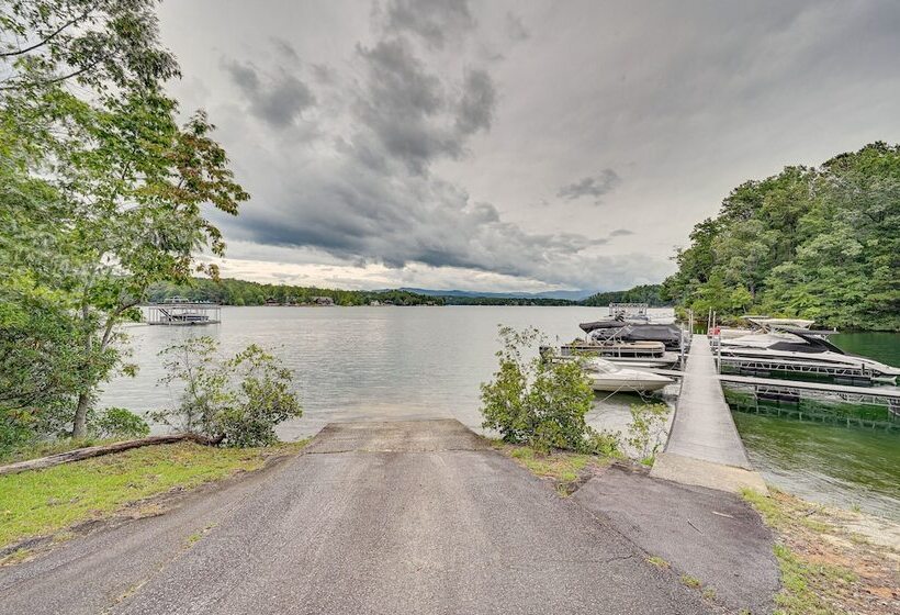 Relaxing Salem House With Boat Slip & Mtn Views!