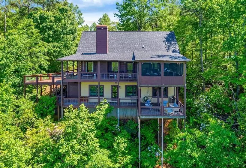 Relaxing Salem House With Boat Slip & Mtn Views!