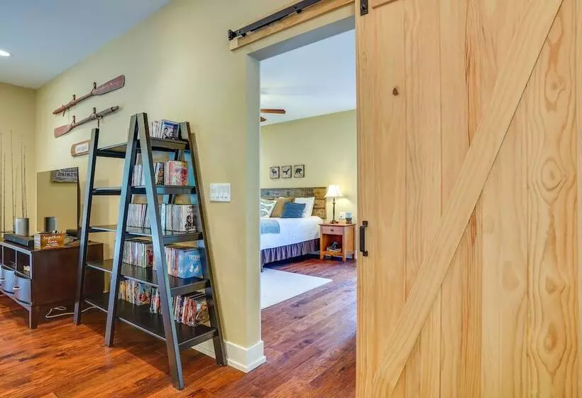 Rustic Retreat In Cadiz: On Lake Barkley