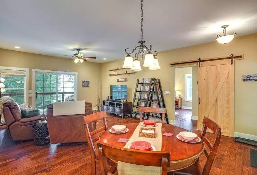 Rustic Retreat In Cadiz: On Lake Barkley