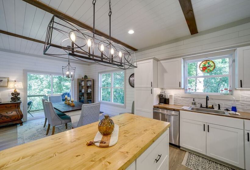 Serene Franklin Cabin With Tessentee Creek Access!