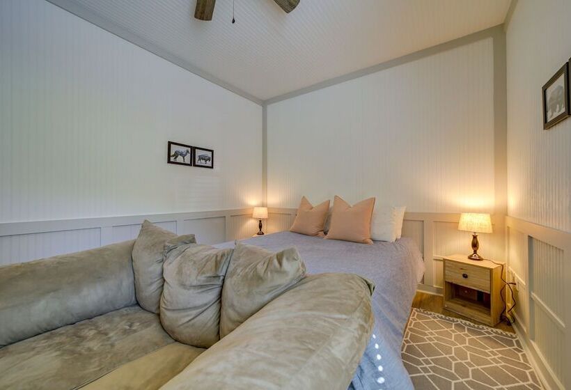 Serene Franklin Cabin With Tessentee Creek Access!