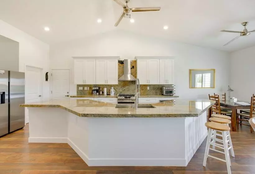 Serene Pahrump Cottage W/ Mountain Views!