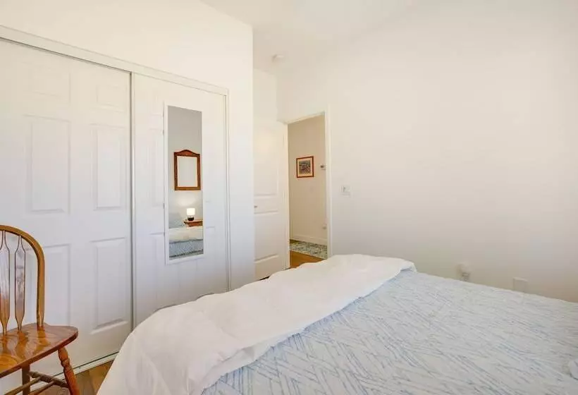 Serene Pahrump Cottage W/ Mountain Views!