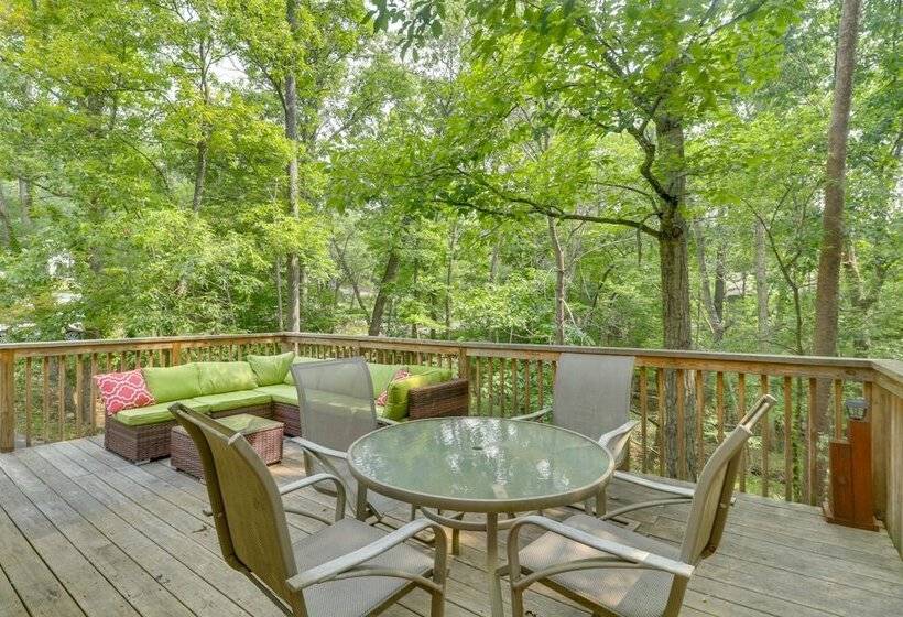 Spacious Massanutten Retreat W/ Hot Tub & Games