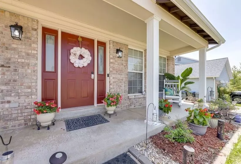 Spacious O Fallon Vacation Home: 30 Mi To St Louis