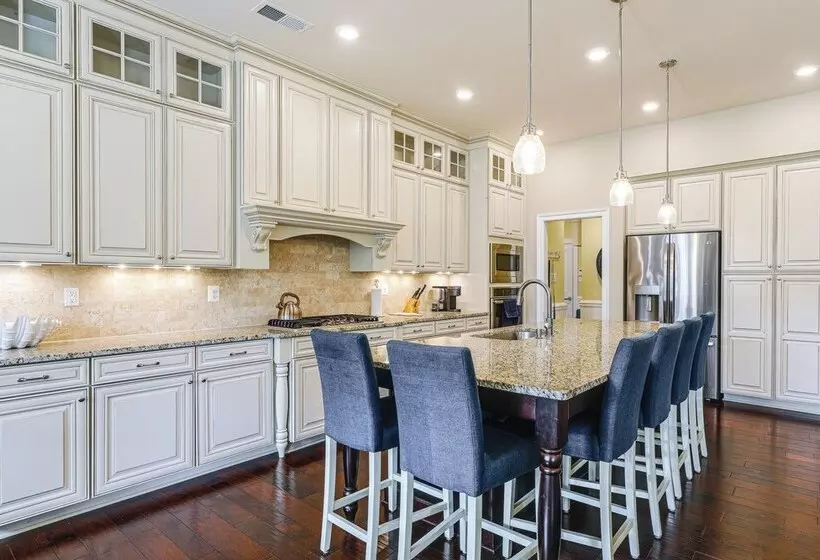 Spacious Ocean View Vacation Home W/ Backyard!