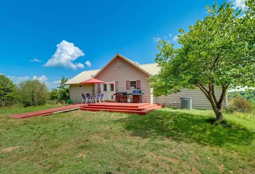Spacious Yellville Retreat W/ Deck & Balcony