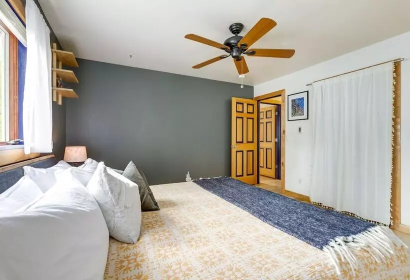 Stunning Custom Marble Home W/ Mountain Views