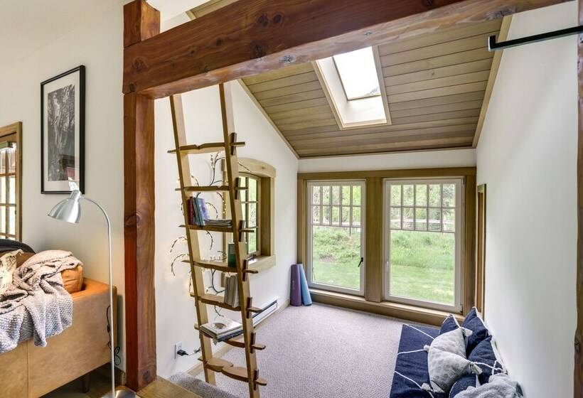 Stunning Custom Marble Home W/ Mountain Views