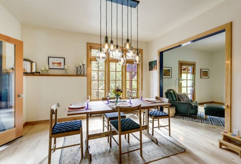 Stunning Custom Marble Home W/ Mountain Views