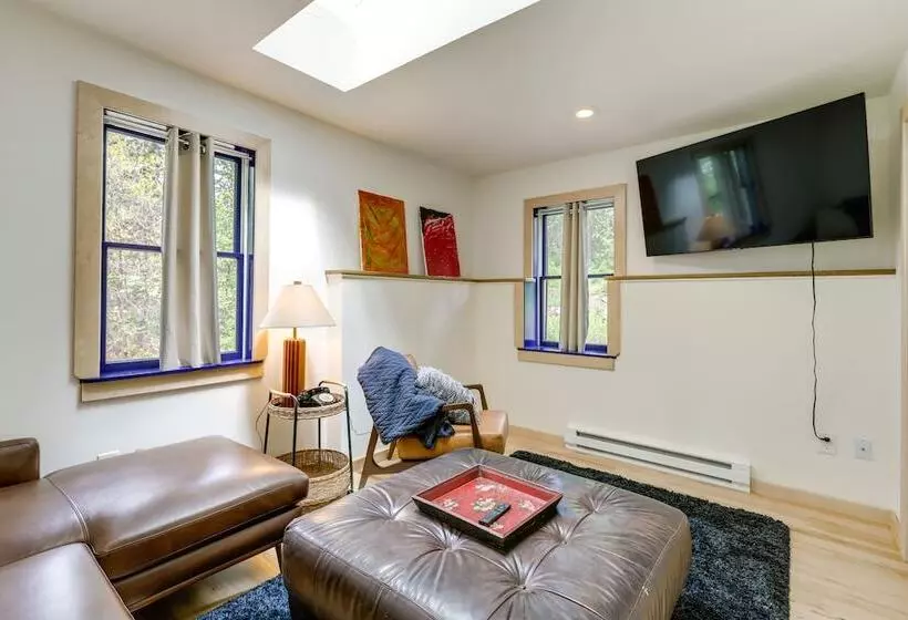 Stunning Custom Marble Home W/ Mountain Views