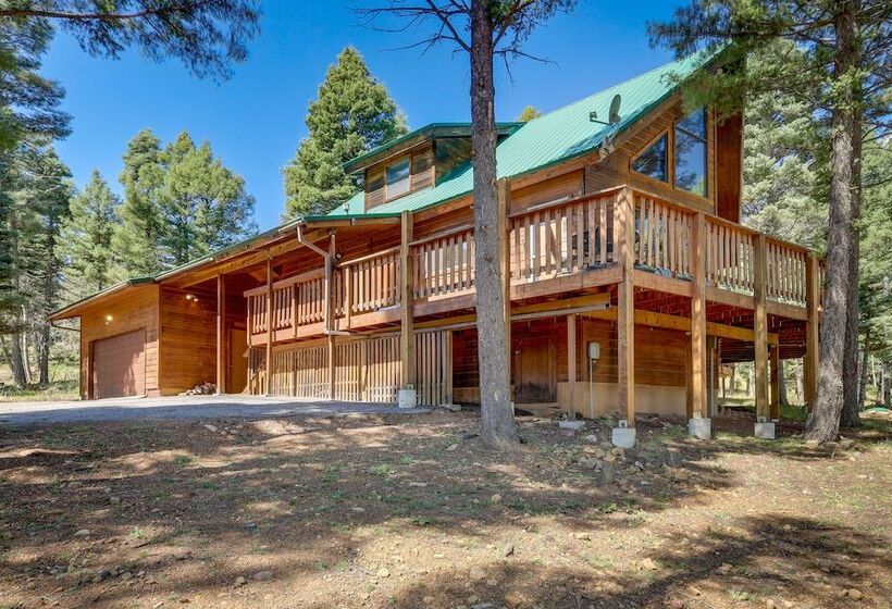 Stylish Angel Fire Cabin W/ Deck 2 Mi To Ski Mtn