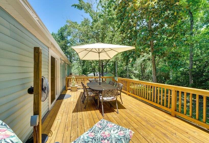 Sunny Bolivia Home W/ Spacious Yard!