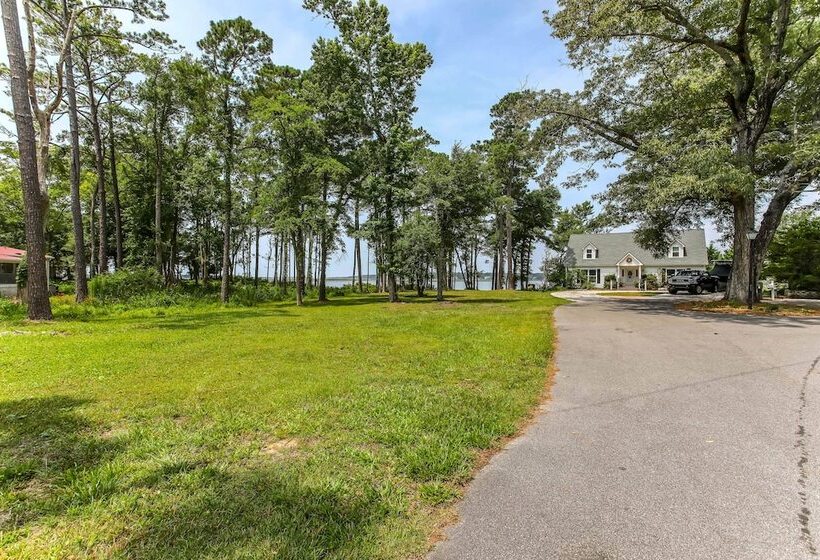 Sunny Bolivia Home W/ Spacious Yard!