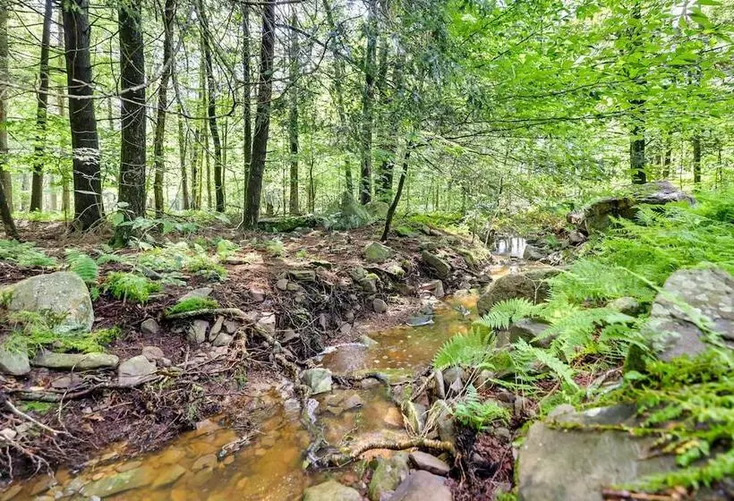 Traditional Blakeslee Chalet: Deck & Lake Access!
