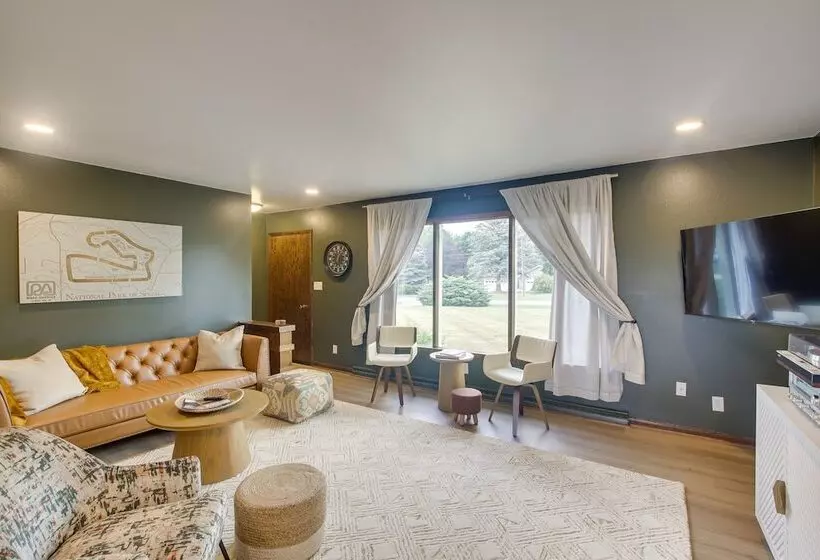 Updated Plymouth Home ~ 5 Mi To Road America!