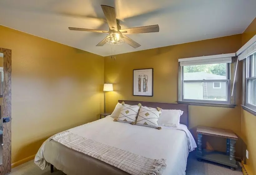 Updated Plymouth Home ~ 5 Mi To Road America!