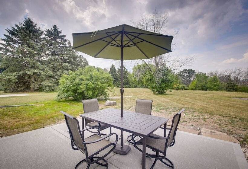 Updated Plymouth Home ~ 5 Mi To Road America!