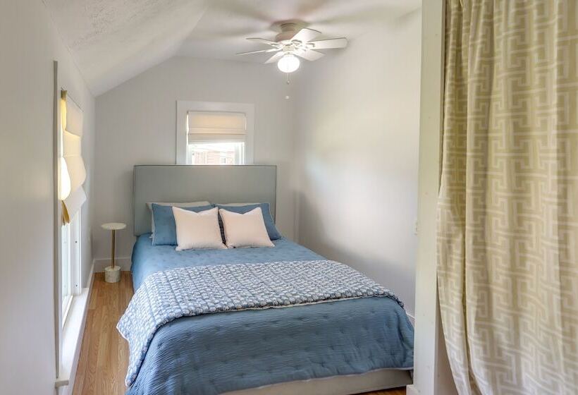 Vermilion Home   Walk To Main Street Beach!