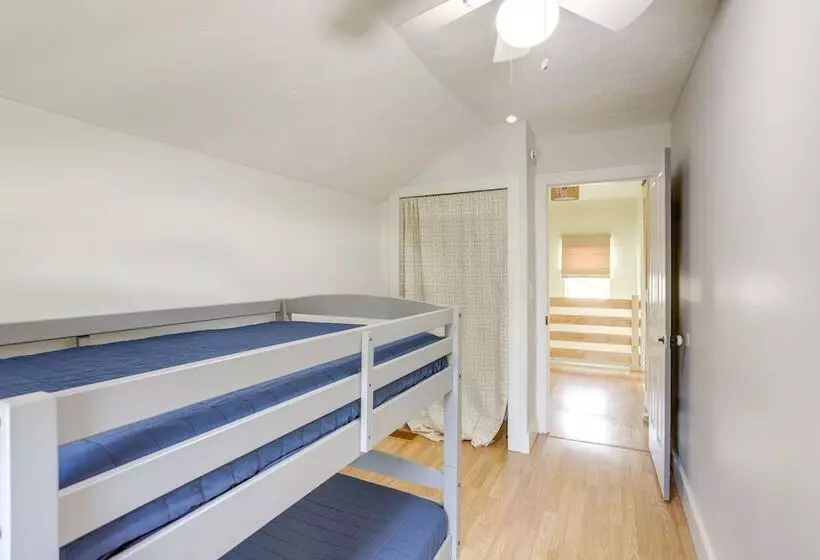 Vermilion Home   Walk To Main Street Beach!