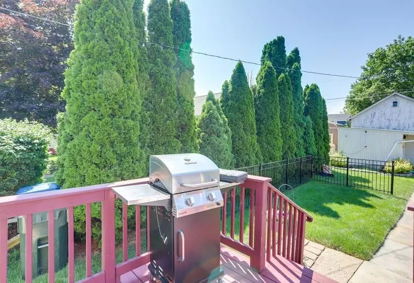 Vermilion Home   Walk To Main Street Beach!