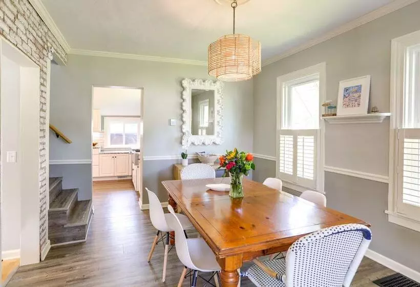 Vermilion Home   Walk To Main Street Beach!