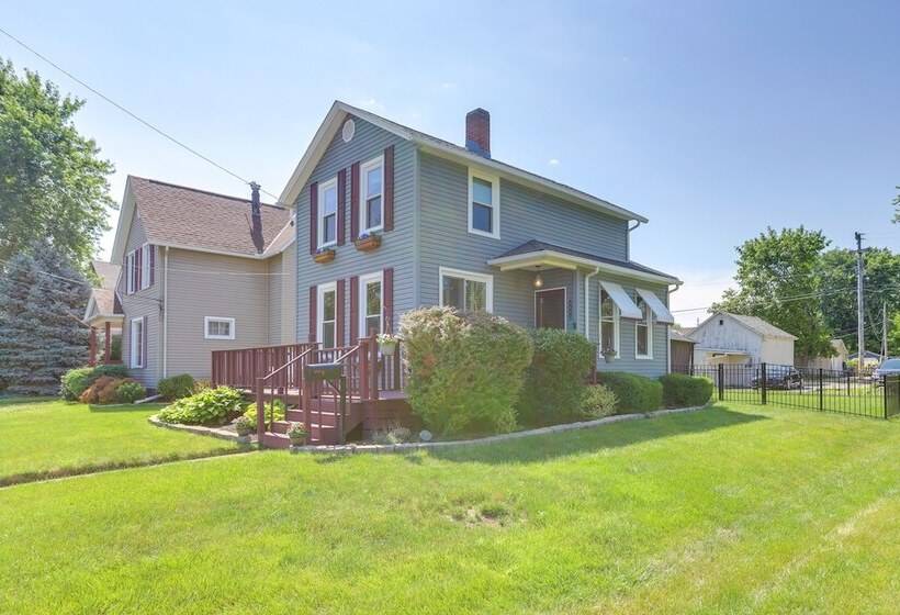 Vermilion Home   Walk To Main Street Beach!