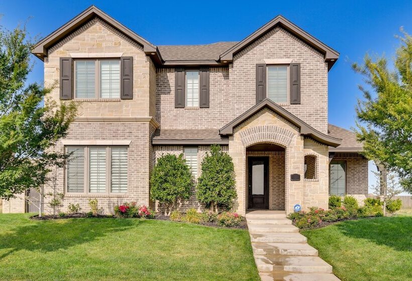 Wfh Friendly Amarillo Home W/ Furnished Patio!