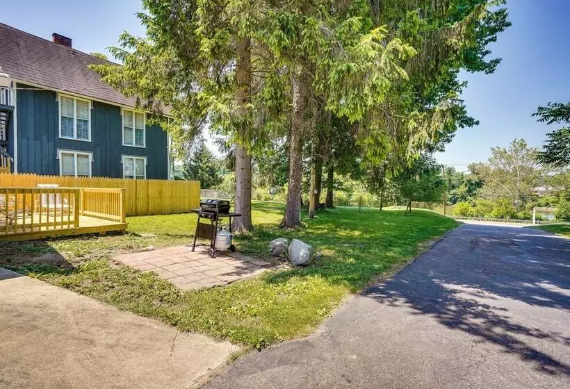 Zanesville Vacation Rental: 2 Mi To Downtown!