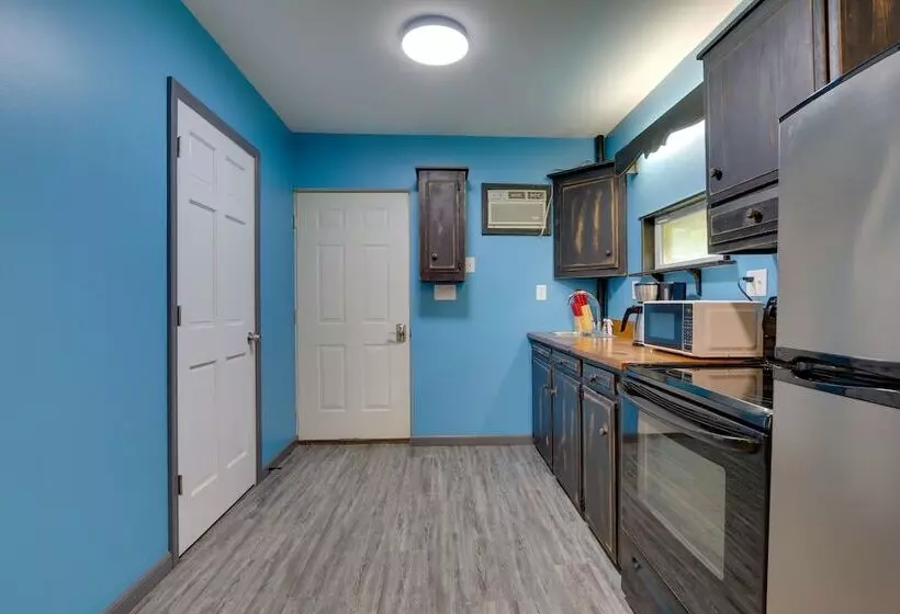 Zanesville Vacation Rental: 2 Mi To Downtown!