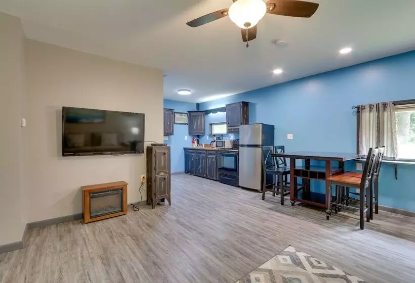 Zanesville Vacation Rental: 2 Mi To Downtown!