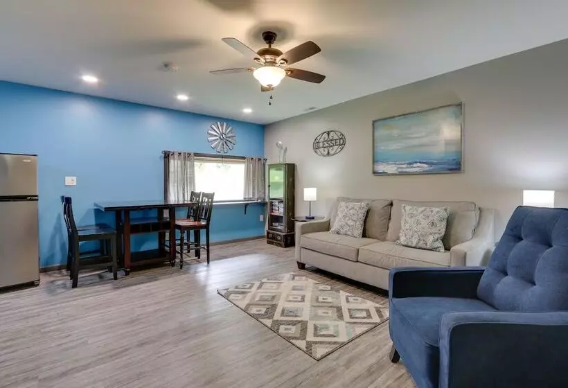 Zanesville Vacation Rental: 2 Mi To Downtown!