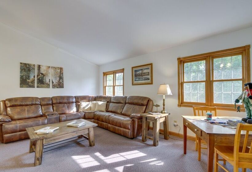 Backus Lakefront Cabin W/ Fire Pit, Dock Access!