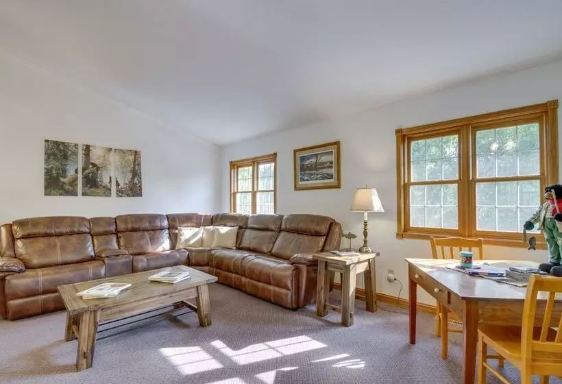 Backus Lakefront Cabin W/ Fire Pit, Dock Access!
