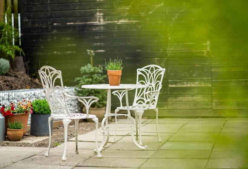 민박 Stonehenge Courtyard