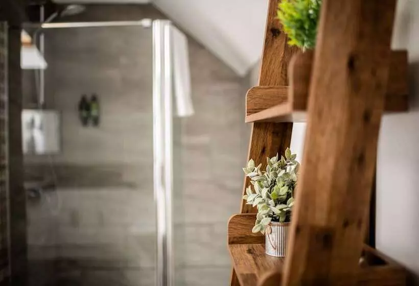 Aamiaismajoitus (B&B) Stonehenge Courtyard