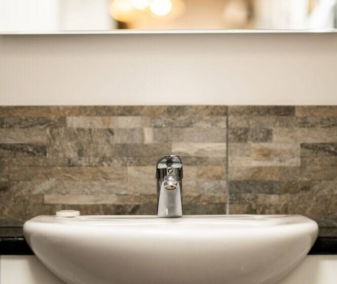 민박 Stonehenge Courtyard