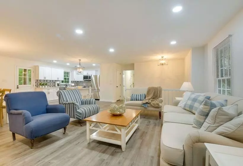 Charming Cary Home ~ 10 Mi To Downtown Raleigh!