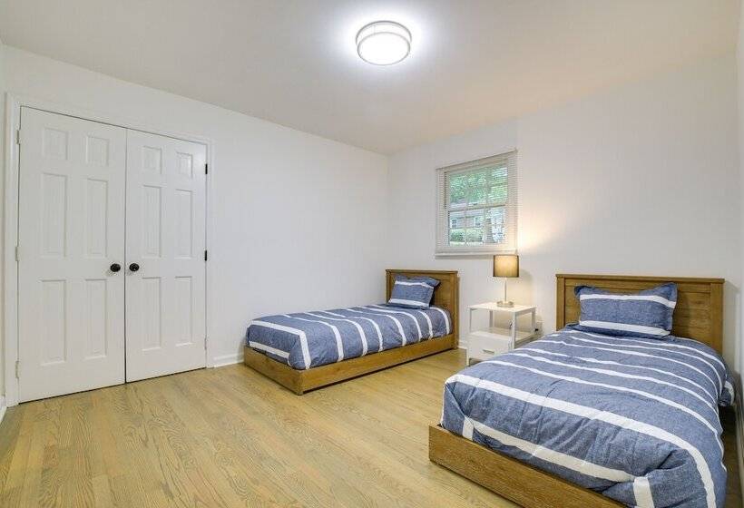 Charming Cary Home ~ 10 Mi To Downtown Raleigh!