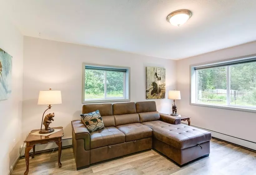 Chugiak Moose Cottage  Near Chugach State Park!