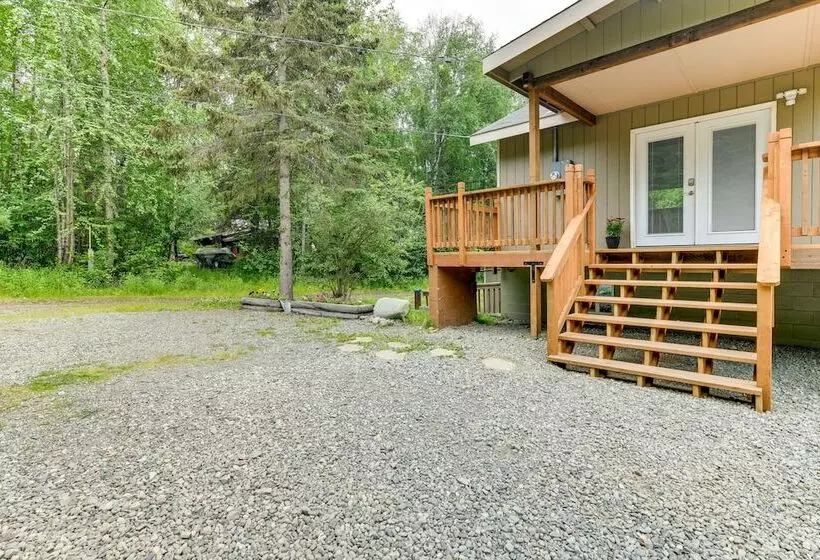 Chugiak Moose Cottage  Near Chugach State Park!